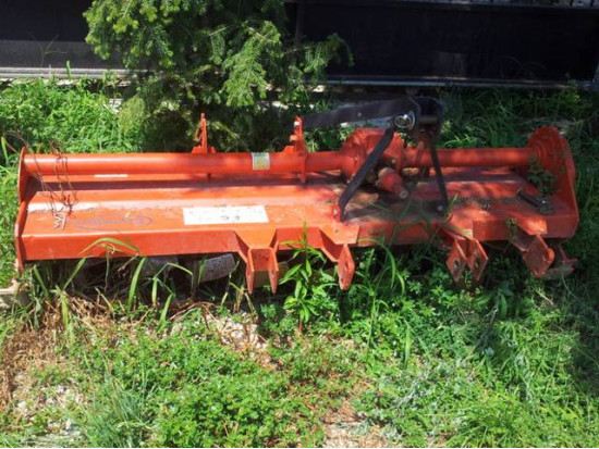 Φρέζα σκαπτική μεταχειρισμένη.